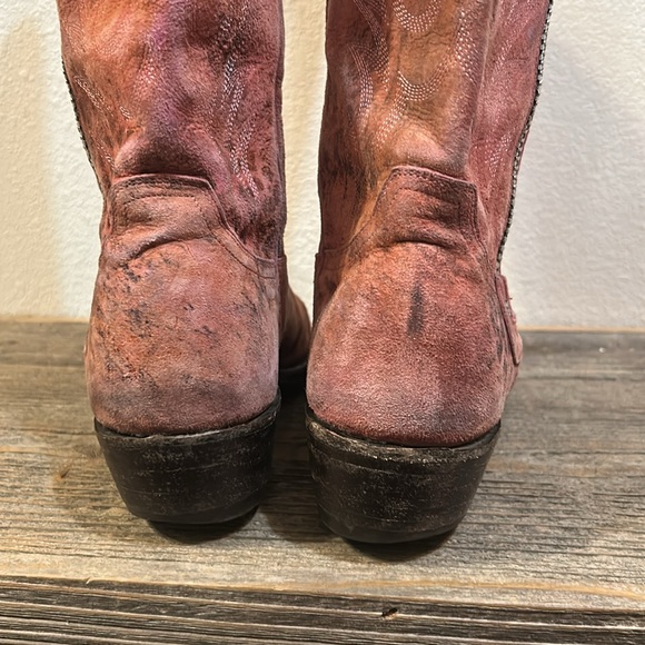 Women’s Old Gringo Pink Leopardito Boots - Picture 5 of 11